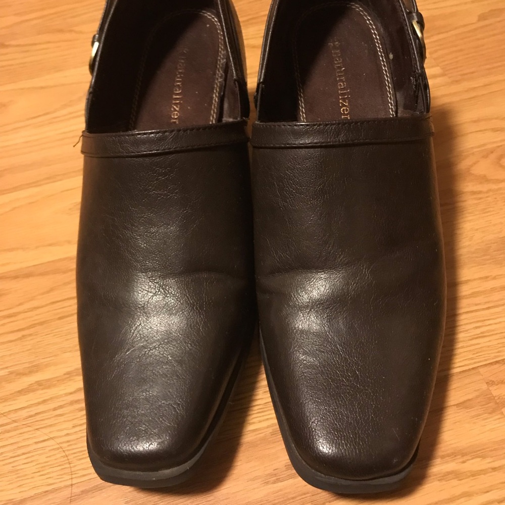 Naturalizer Brown size 8
